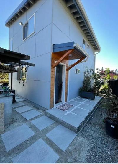 Private room in west Seattle Cartagena inspired