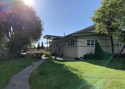 The Pioneer Studio at 1400K