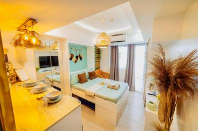Bohemian Coast at Azure North