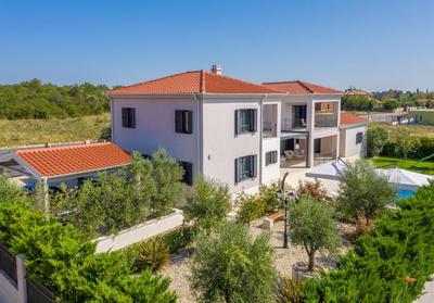 Luxurious Zadar Villa 5 Bedrooms Villa Tranquil Adore Private Heated Pool