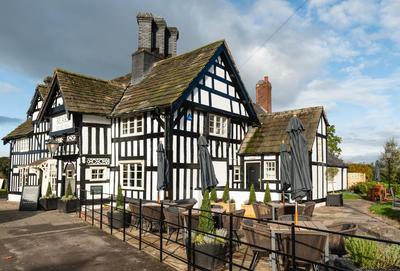 The Bears Head by Innkeeper's Collection