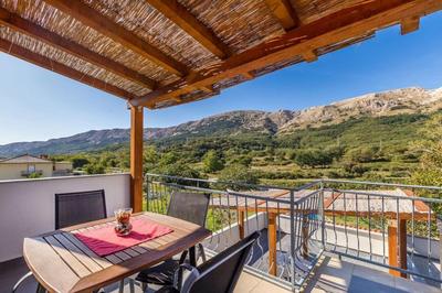 Adriatic apartment Baška, top floor