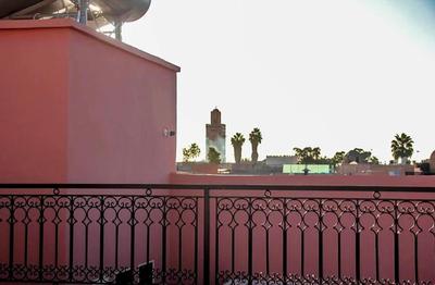 Riad Amazing