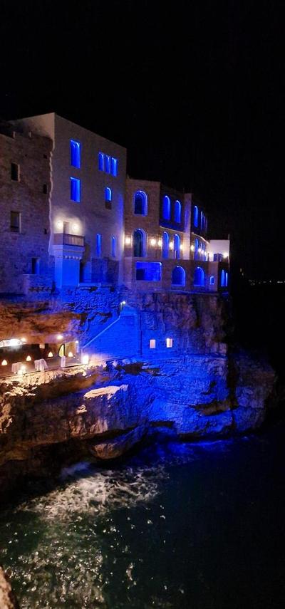 Charming apartment in Polignano a Mare with terrace.
