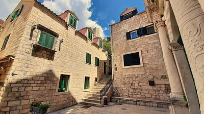 Heart of Omis - Green