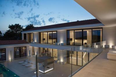 Villa Vrsar Magnifique A Beautiful Contemporary 5 Bedroom Villa Sauna and Gym