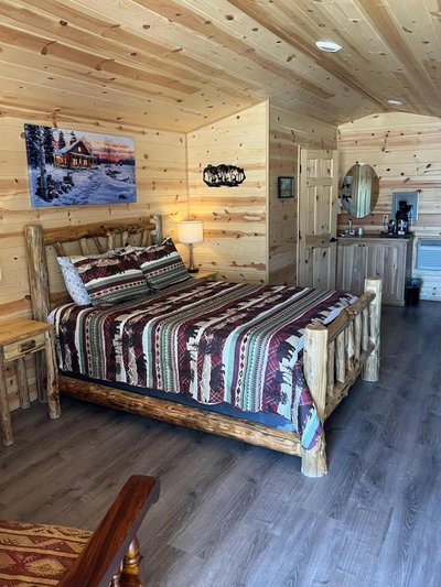 The Gold Mine Hotel Cabins