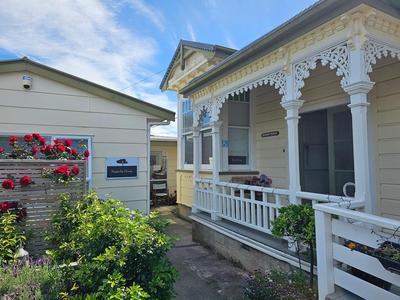 MAGNOLIA HOUSE