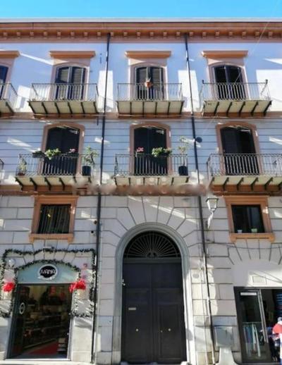 The Unique Loft Maqueda - in the city centre