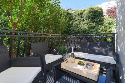 Apartment LeRa with private parking, 150m from sea
