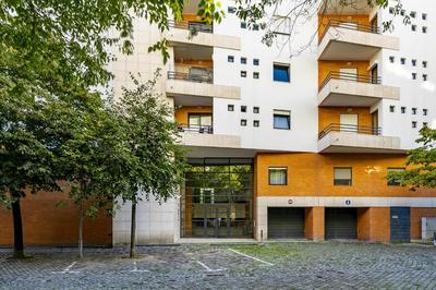 WHome Bachelor pad in the Sky, Great for Digital Nomads & Remote Workers