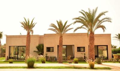 Almulk resort