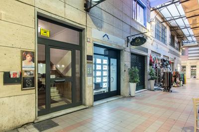 IM INTERNATIONAL 1 - Galleria Raggio 3/9