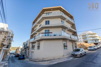 A lovely 2BR home, in the centre of Marsaxlokk by 360 Estates