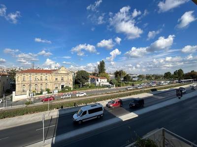 Waterfront Villa by the Tram - Private Terrace with Dome & Golden Horn View in Fatih