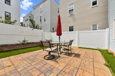 The Maverick Downstairs - Lux Apartment - Close to Downtown Boston & Airport