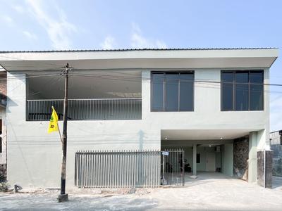 Reddoorz Near Makam Bung Karno Blitar