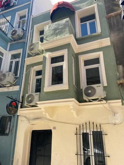 Red Tent Suite Akkiraz