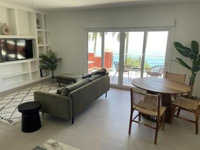 Apartment El Paseo - gerenoveerd appartement met zeezicht