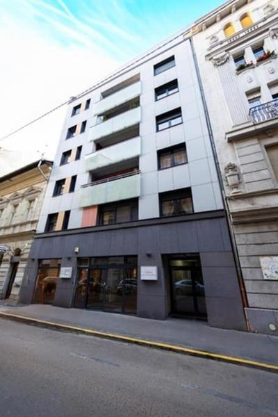 Budapest Flamingo Central Home Stay - Balcony, AC, Downtown