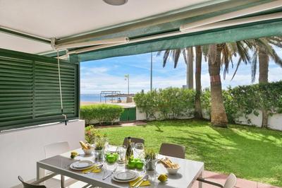 Beachfront Apartment Las Burras MRA 02 by VillaGranCanaria