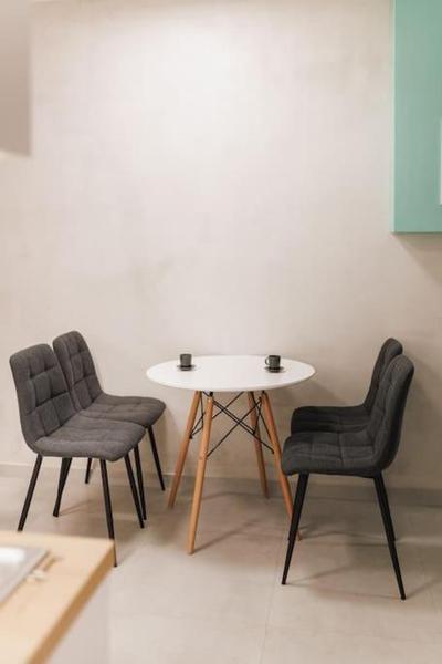 Industrial semi-basement apartment in Athens