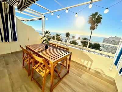 GATU PREMIUM Goleta Paraíso, Casa con vista al mar " Preferente mayores de 25 años y familias "