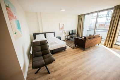 Alphabet Apartments - Prins Hendrikkade 10