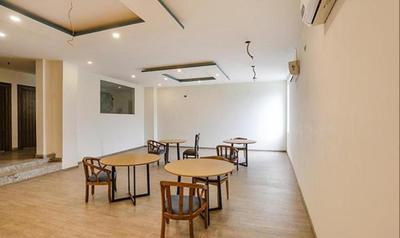 Super Townhouse The Madhav Sector 58 Noida Near ISKCON Temple Noida