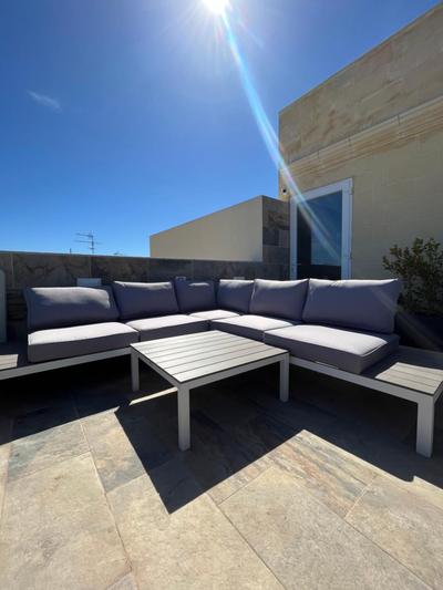 Sliema 8 Bedroom House with Pool