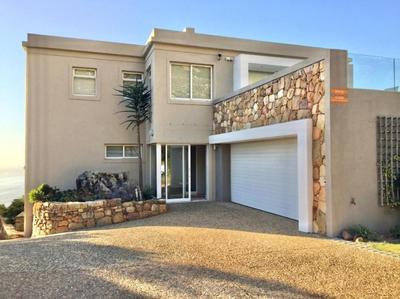 Beachside Holiday Home