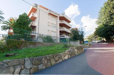 Sanremo Seaside Dream! Roomy Vacation Apartment