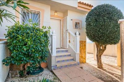 Luxury Holiday Home Near Alicante - 4 Bedrooms