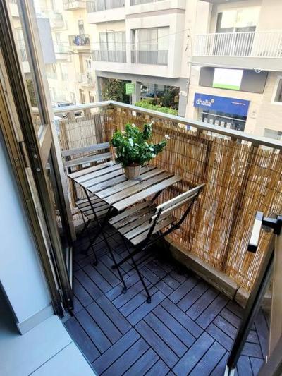 New&Cosy Apartment with Balcony
