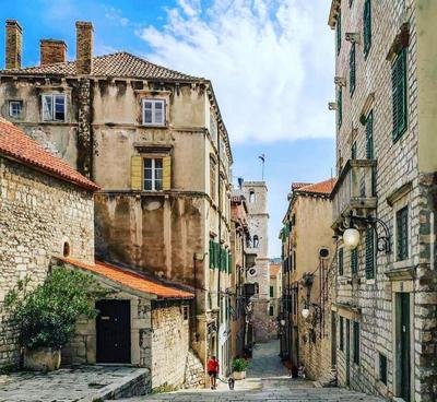 Light filled spacious penthouse in Šibenik city centre