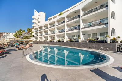 Apartamentos Cabau Altair