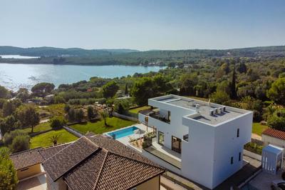Villa Pergosa mit Meerblick in Medulin,Istrien