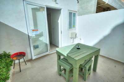 Modern 1BR Stylish Maisonette with Yard - Bugibba Promenade