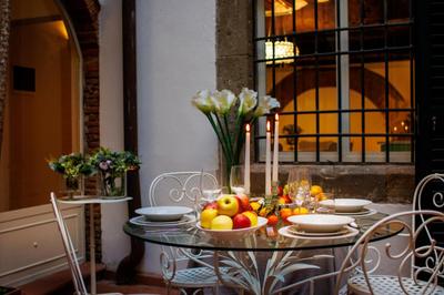 Casa al Dipinto, Contemporary Apartment with