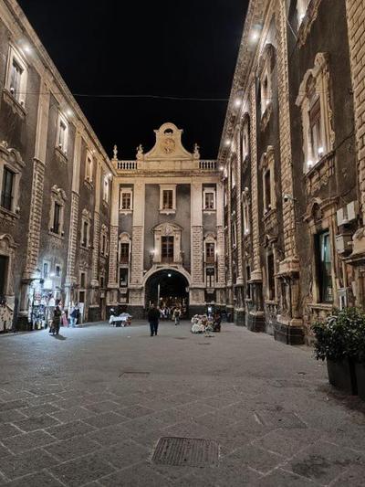 La porta di mezzo