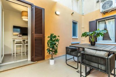 Capo 15 Apartment