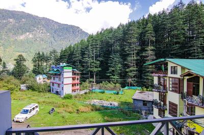 Hotel Great Hamta Hills Manali - A Family Hotel on Main Highway