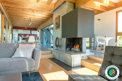 Wood & Art - Maison 360 vue lac Annecy by LocationlacAnnecy, LLA Selections