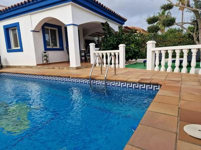 Riumar "Delphine", 100m to beach, private pool, On-Site-Service, dog beach