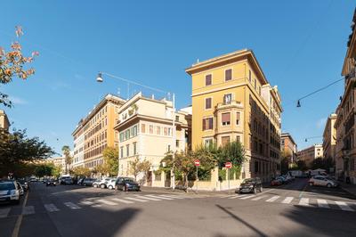 Roma Panoramica Luxury Apartment