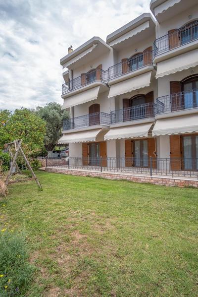 Coral Apartments