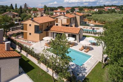 Villa Pedena - Deluxe Comfort & Style