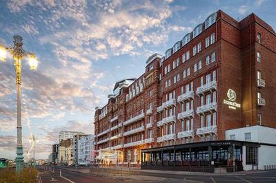 On The Beach Penthouse with Sea View - 3 bedrooms - Roof Terrace, Spa, Sauna, Gym and Pool - Sleeps 6