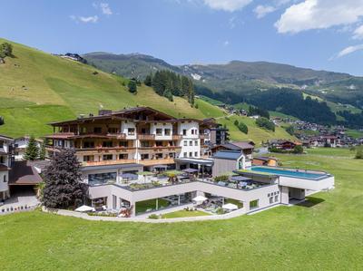 Natur- & Wanderhotel Tuxertal