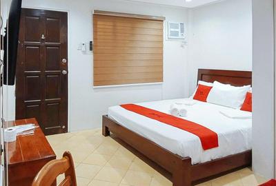 RedDoorz at Davids Travellers Inn Cavite